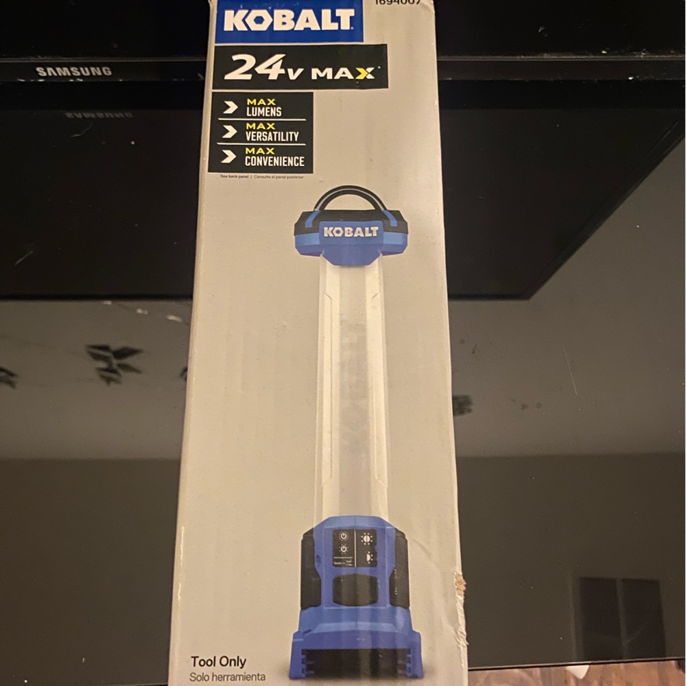 Kobalt Area Light